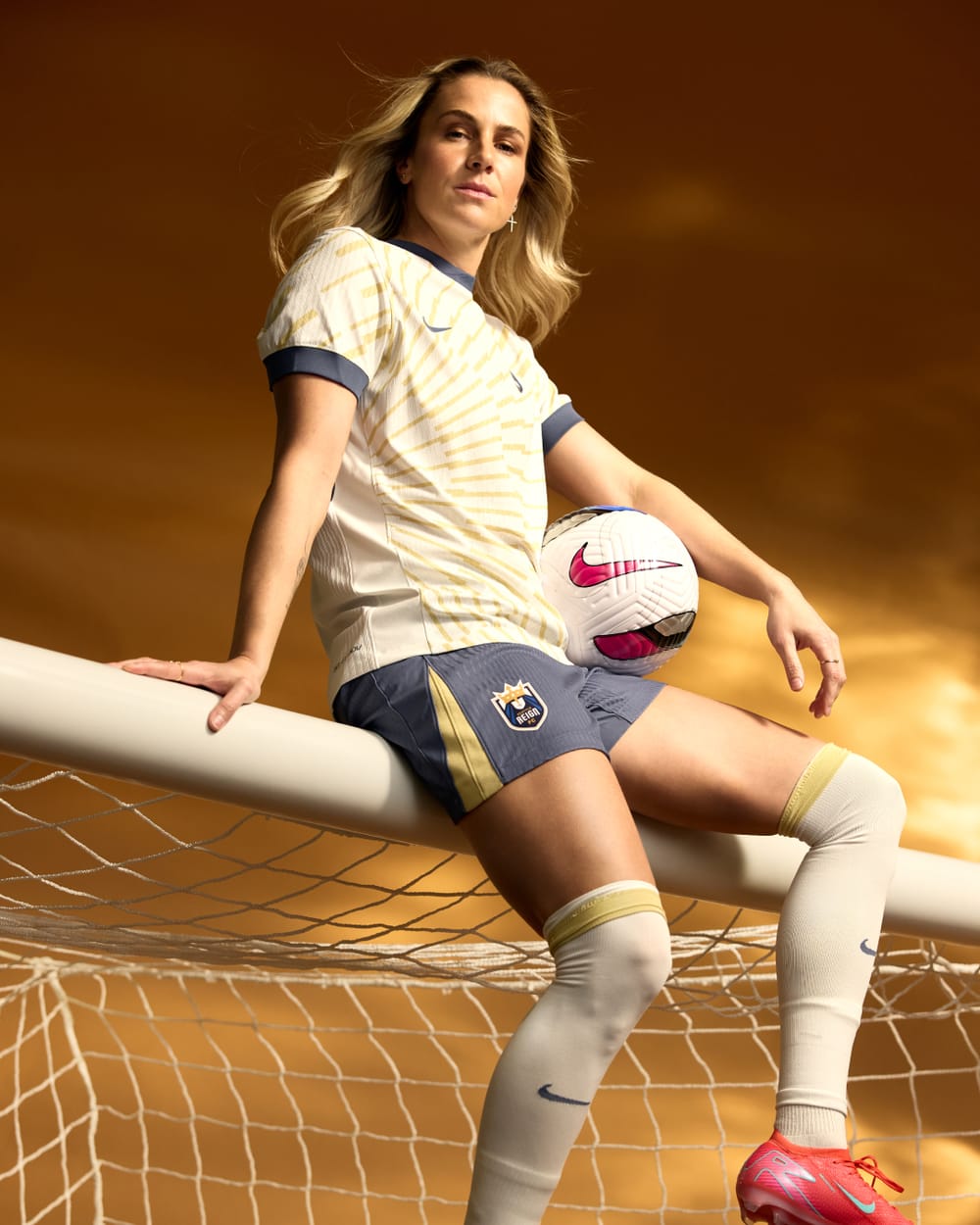 Seattle Reign unveil new secondary kit