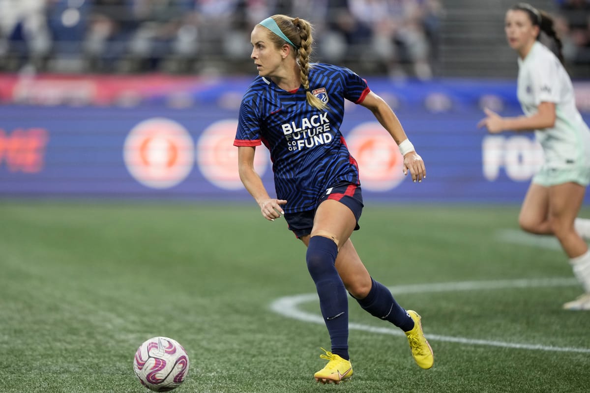 seattle-reign-re-sign-nikki-stanton-for-2024-season-bvm-sports