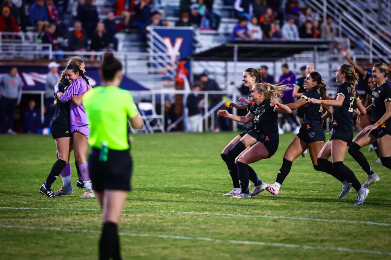UW Women’s Soccer Defeats Virginia in Penalties, Advances to Elite Eight