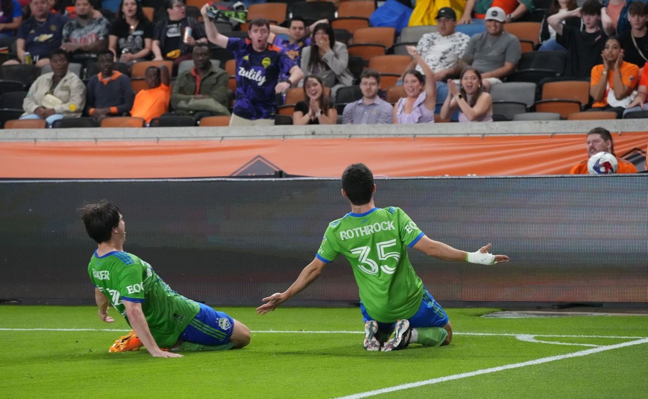 Sounders sign Paul Rothrock to MLS contract