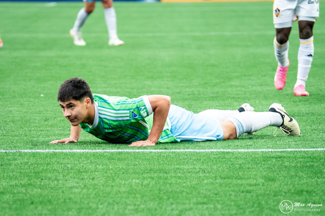 Lagging against Galaxy