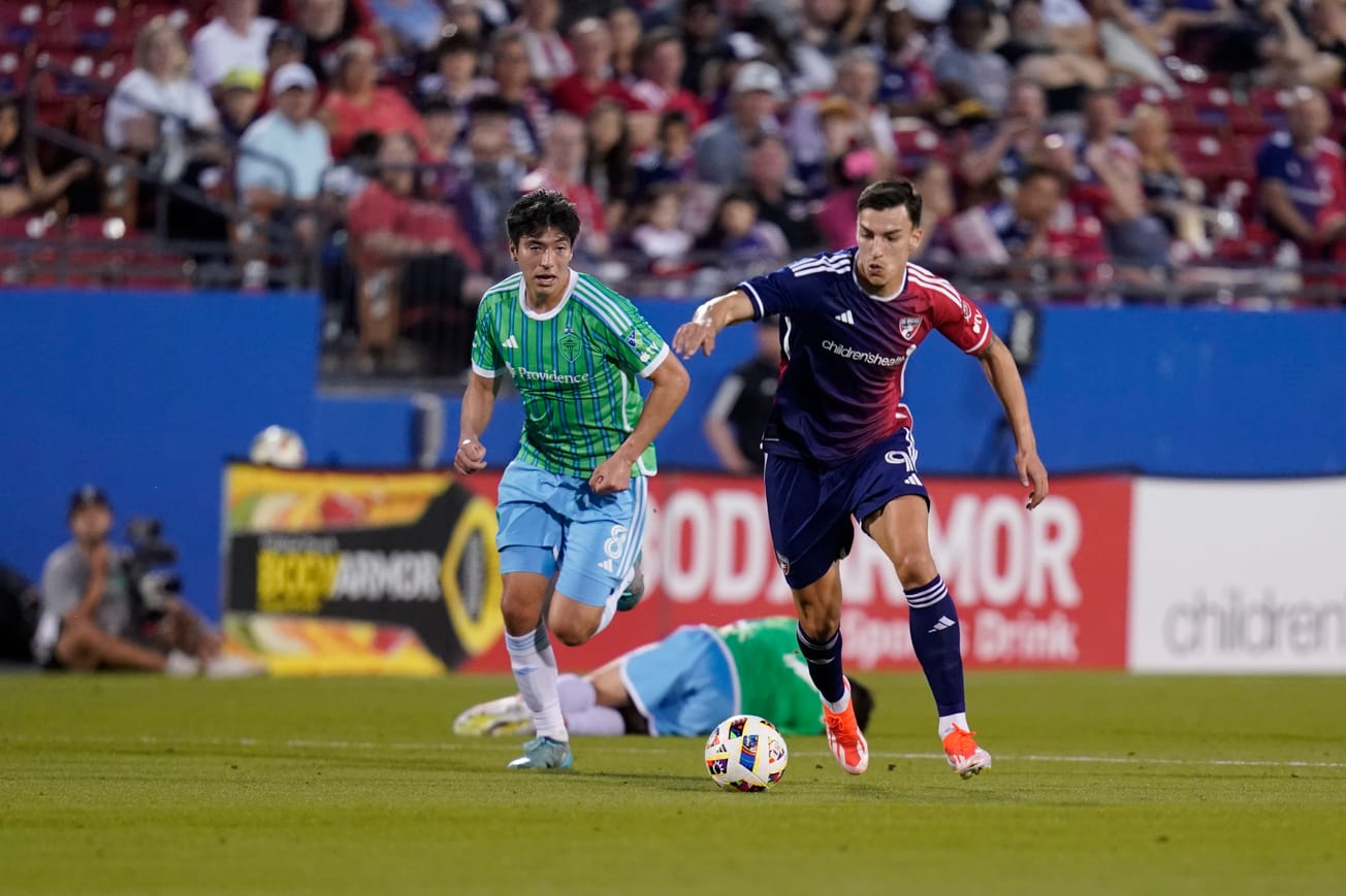 Musa dribbles by Josh Atencio.