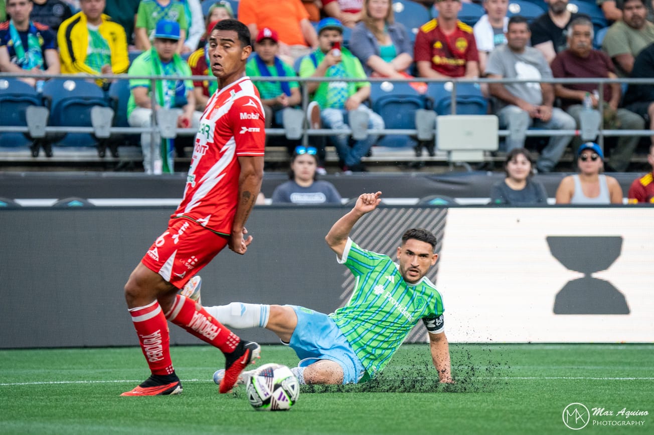 Down, not out: Sounders advance after poor performance