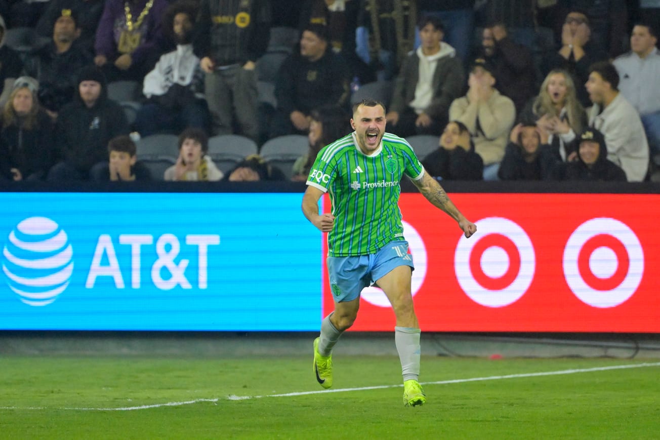 Down goes LAFC: Sounders end winless streak in dramatic fashion