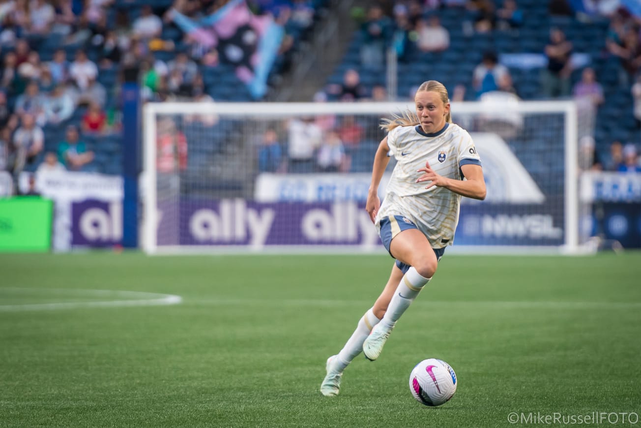 Three stats: Seattle Reign vs. Portland Thorns
