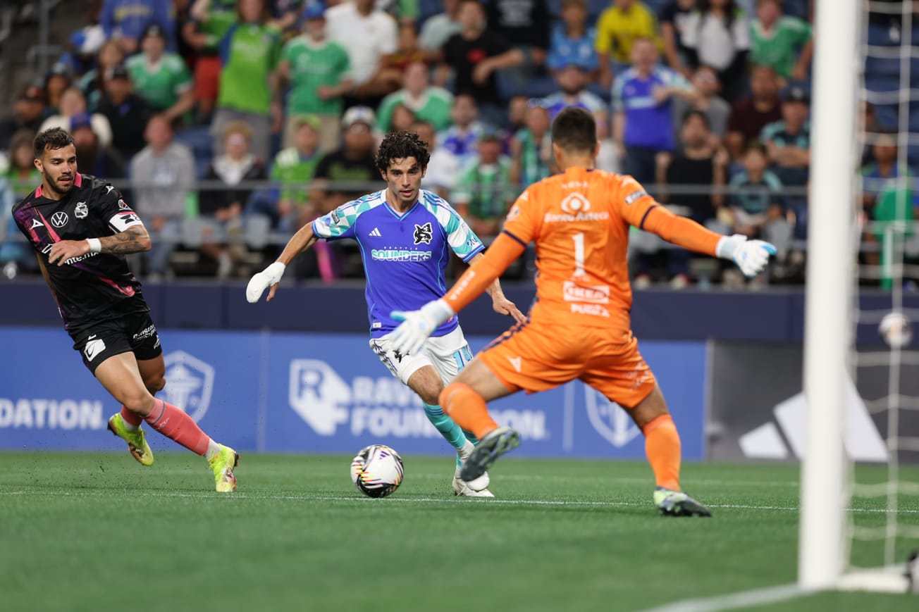 Penalty heroics: Sounders top Puebla in shootout