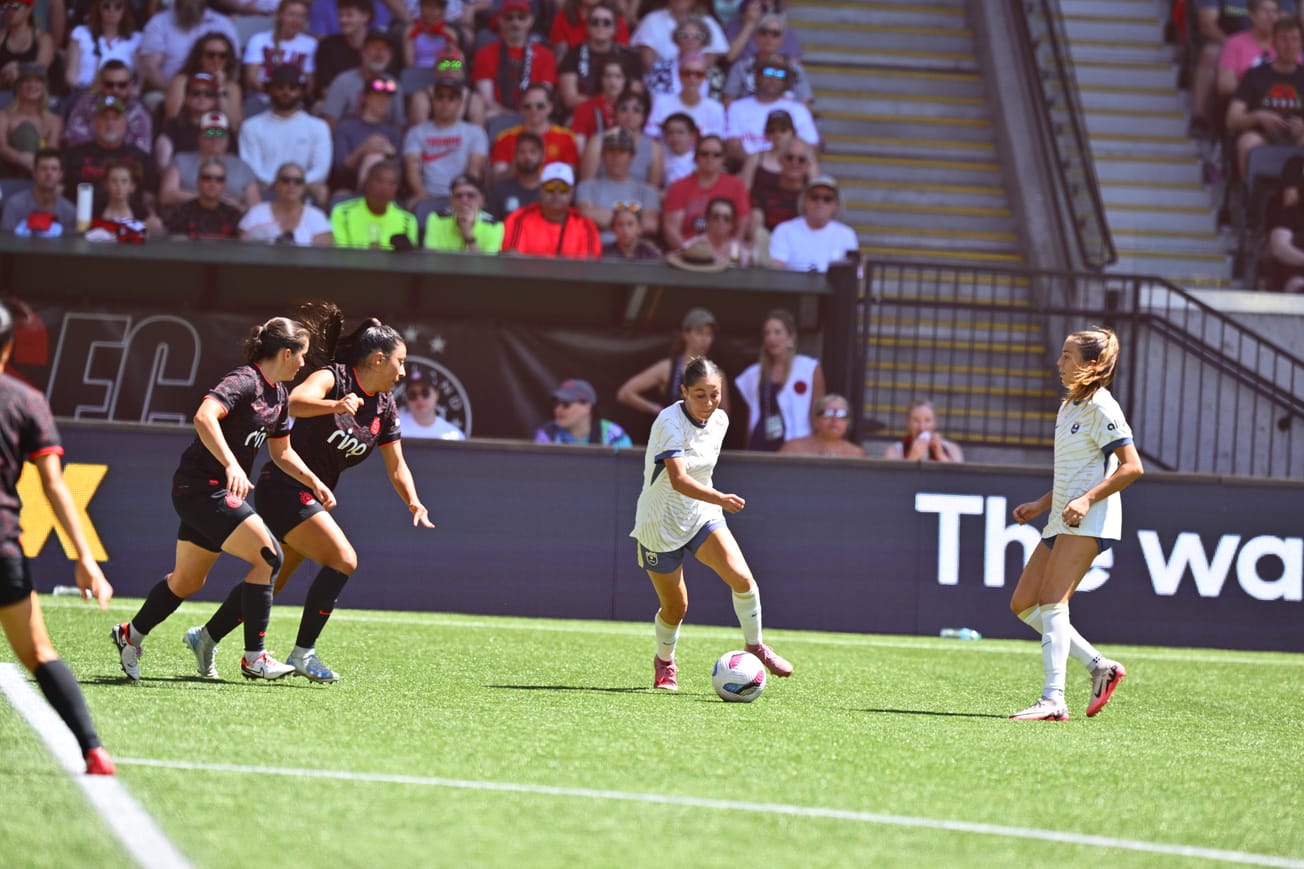 Reign get burned in Portland heat