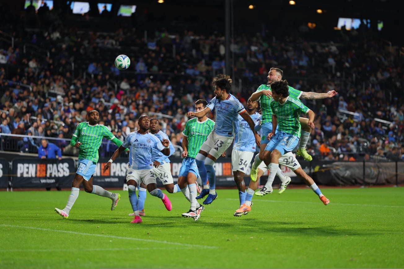 Big bite in the Big Apple: Late goal lifts Sounders over NYCFC