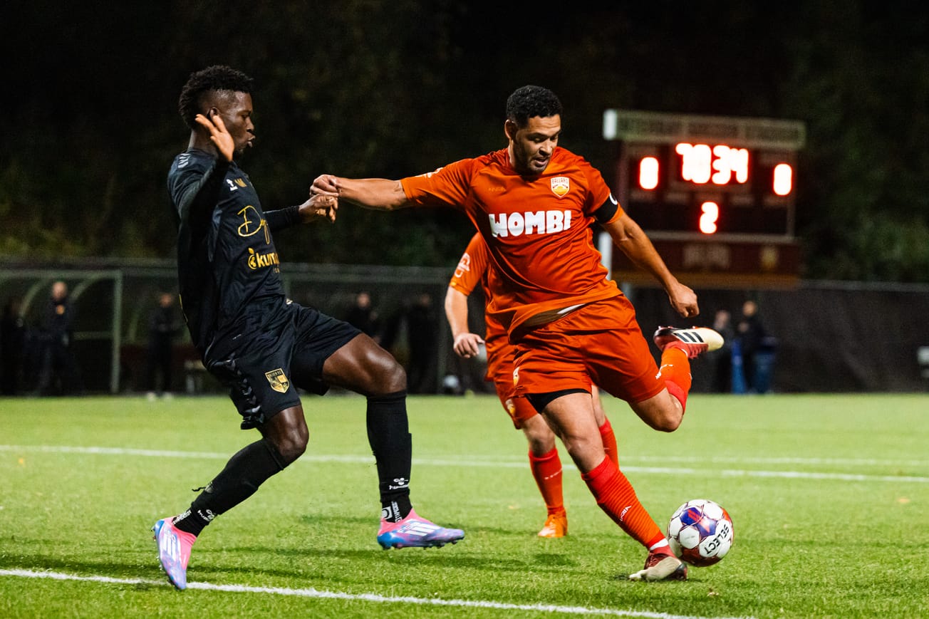 Club Co-Founder Lamar Neagle takes a shot on goal in 4th Round Open Cup Qualifying