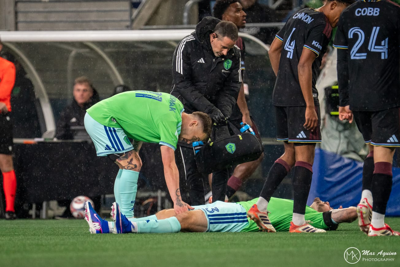 What we know about injuries to Jordan Morris, Hassani Dotson
